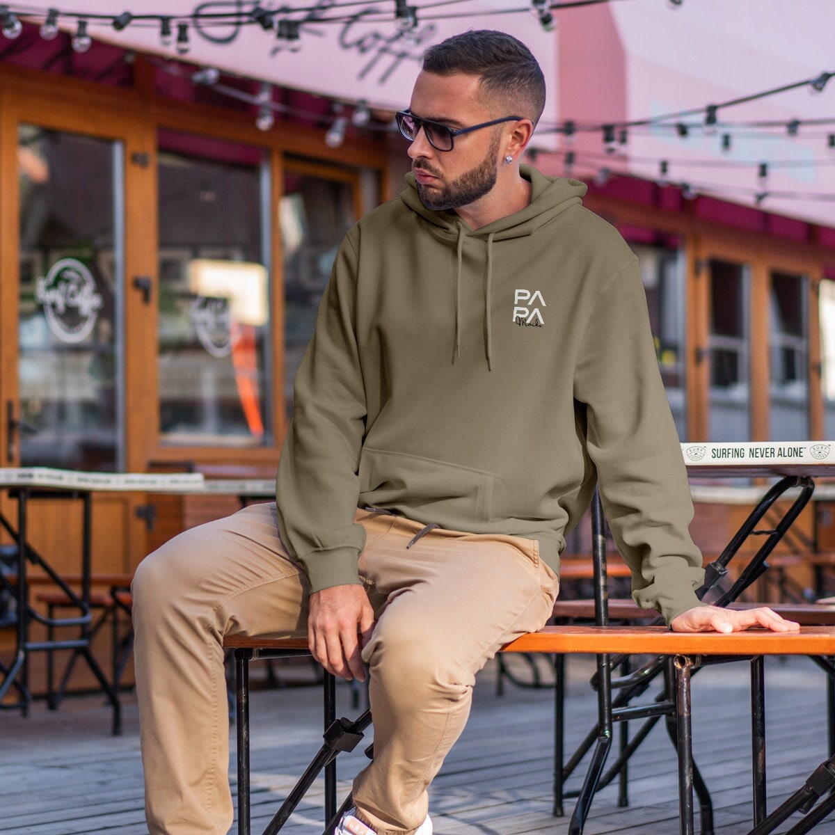 Papa Hoody oliv, personalisiert mit Namen