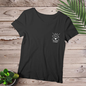 Oma Kreuz T-Shirt schwarz, personalisiert mit Namen