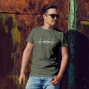 TShirt Campingliebe, mit Kardiogramm Aufdruck und Wohnmobil in der Mitte,Shirt in khaki