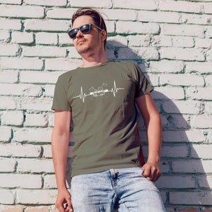 TShirt Campingliebe, mit Kardiogramm Aufdruck und Wohnmobil in der Mitte,Shirt in khaki