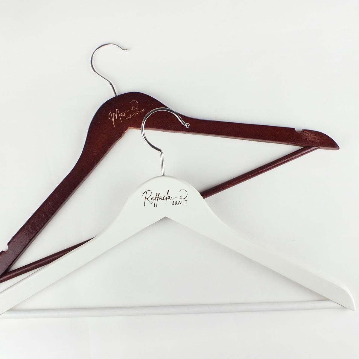 Holz Kleiderbügel Ranke mit personalisierter Gravur, Wunschtext, Hochzeit, Brautkleid, Brautgeschenk, Approbation, Staatsexamen