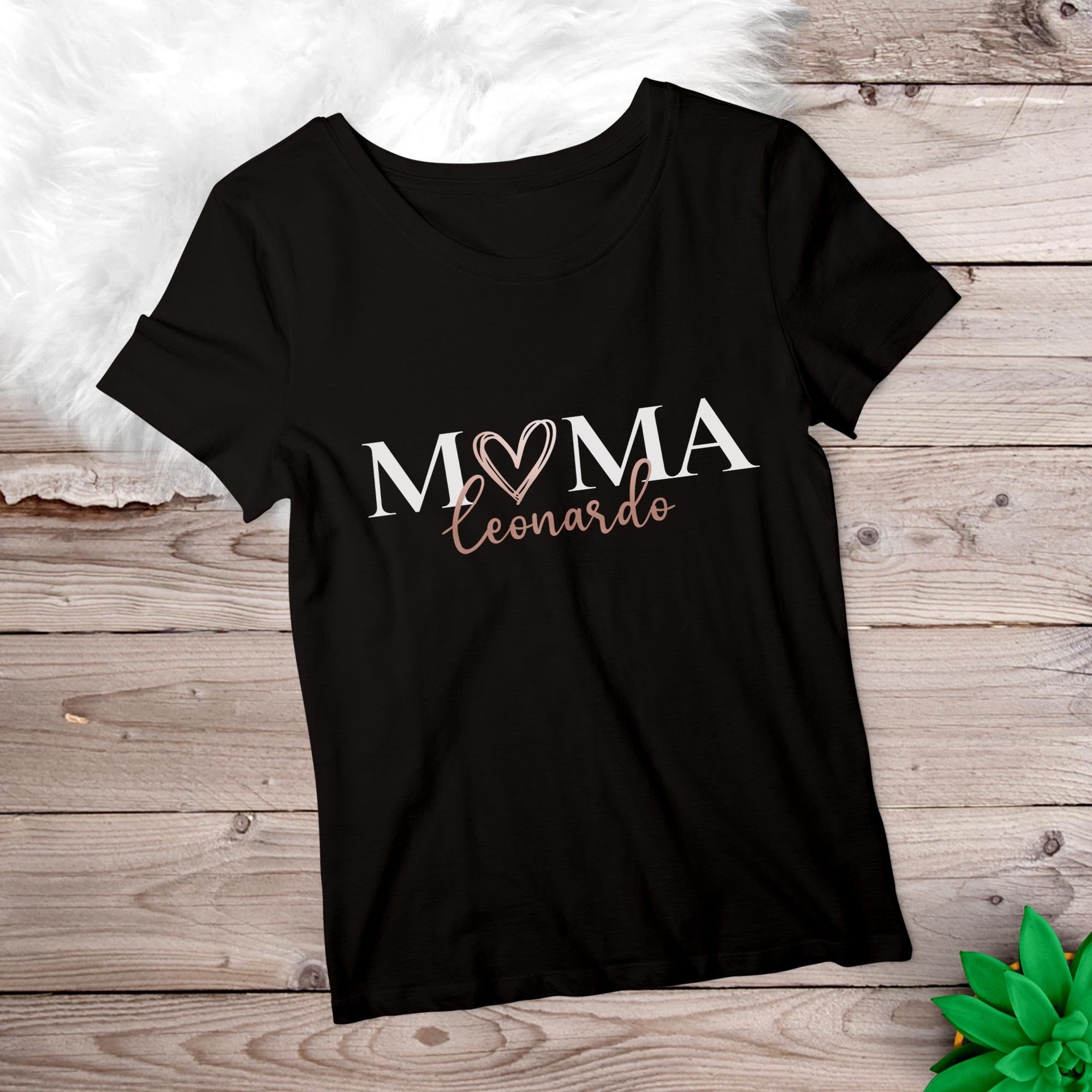 Mama T-Shirt Herz, personalisiert mit Namen