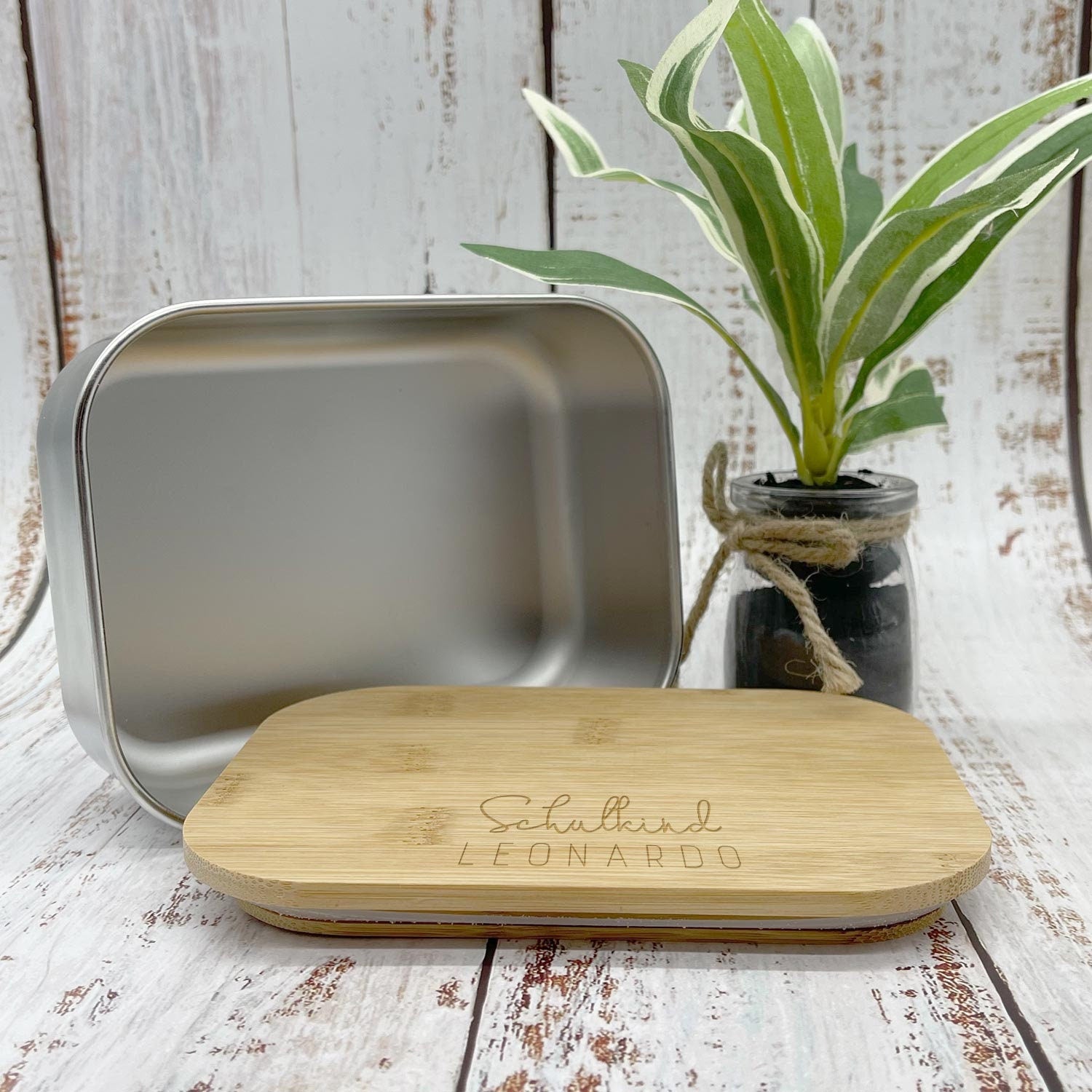 Schulkind Lunchbox | Brotdose graviert und personalisiert mit Name.